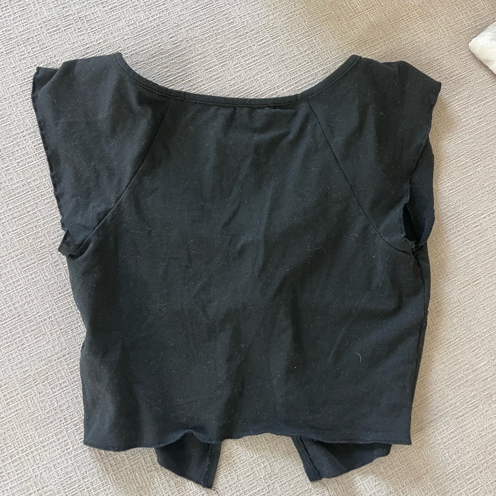 Black Rouch-Front Crop Top - Picture 4 of 4